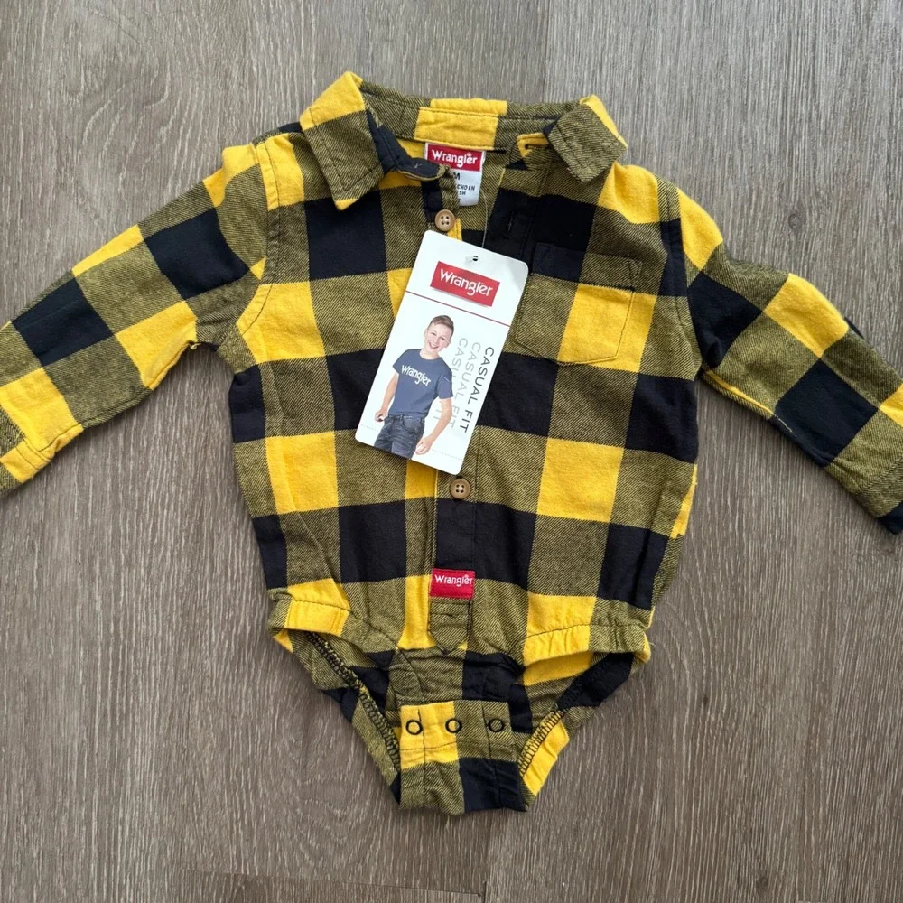 Wrangler Flannel Bodysuit and Jogger Set Boys 12M Yellow Black Buffalo Plaid